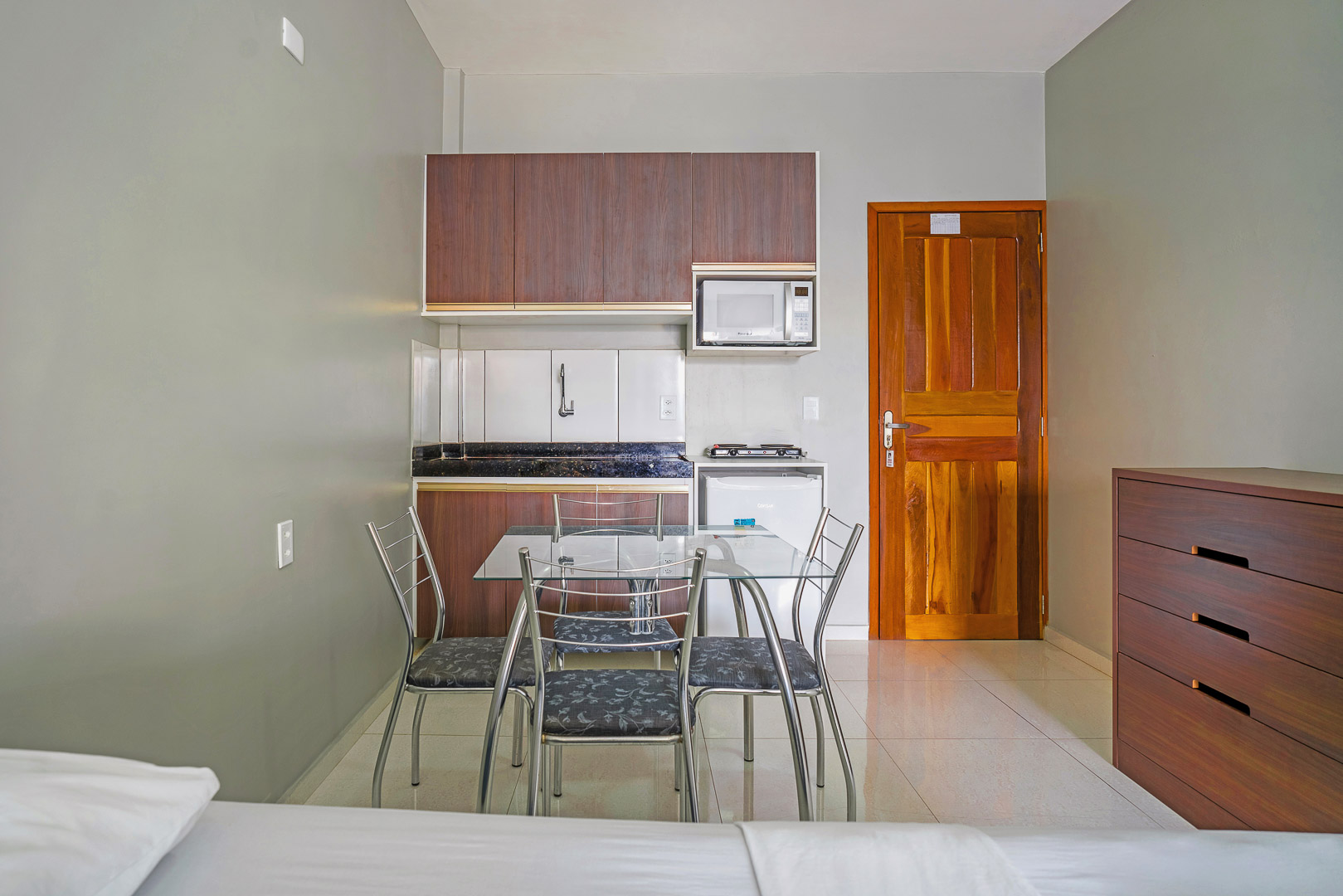 dsc4811-hdr.jpg